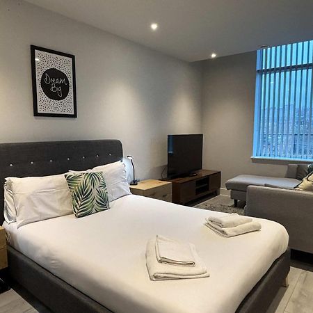 Modern Studio In Bracknell With Free Parking Exterior foto