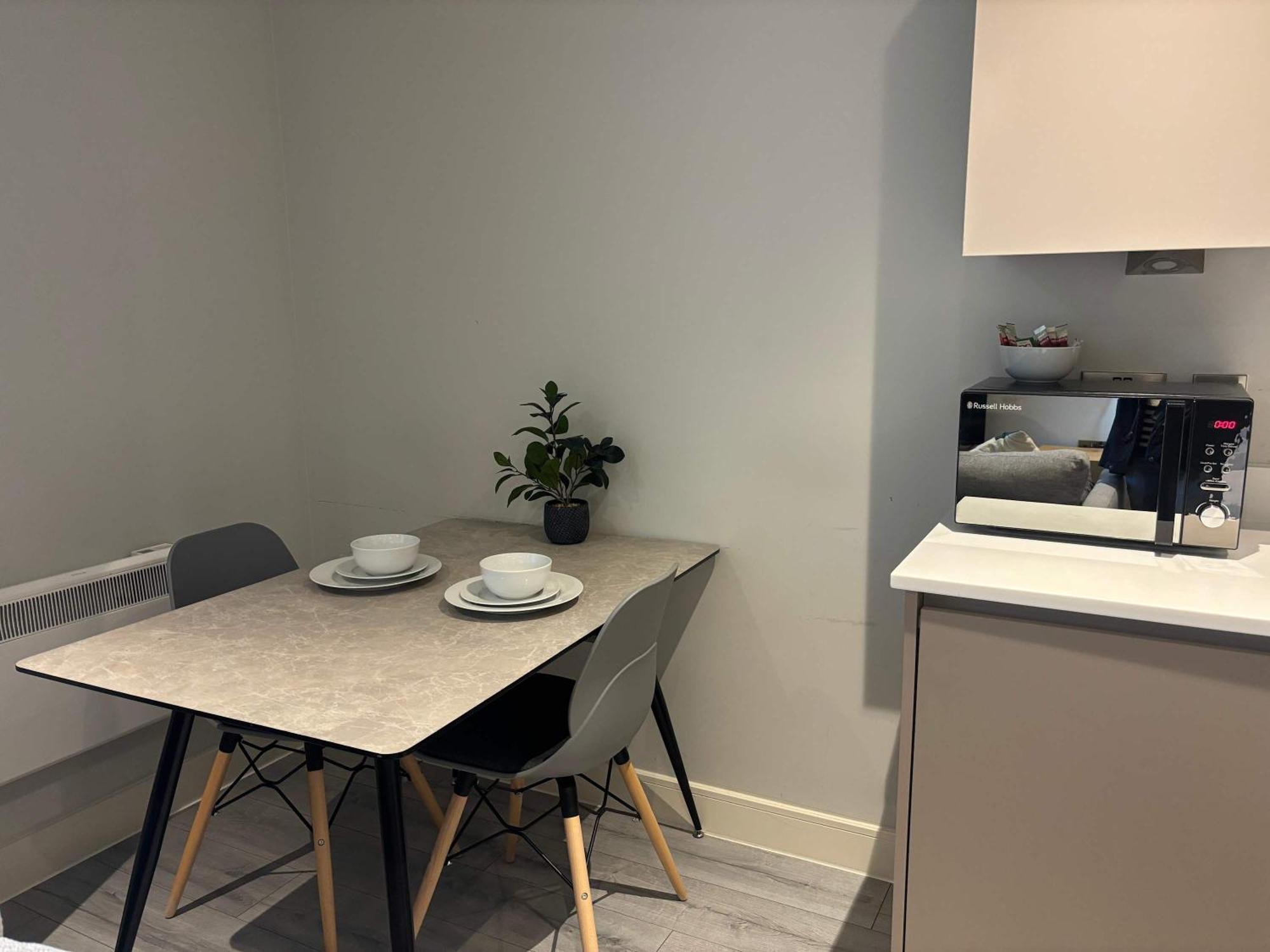 Modern Studio In Bracknell With Free Parking Exterior foto